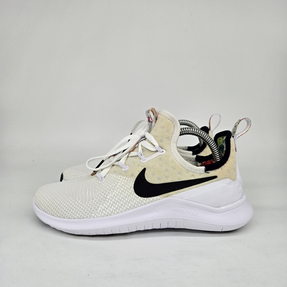 Nike Women's Free TR 8 Print 'White Black' Shoes Size 6